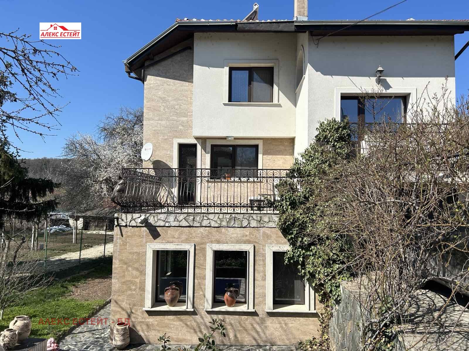 Продава КЪЩА, с. Николово, област Русе, снимка 2 - Къщи - 49626206