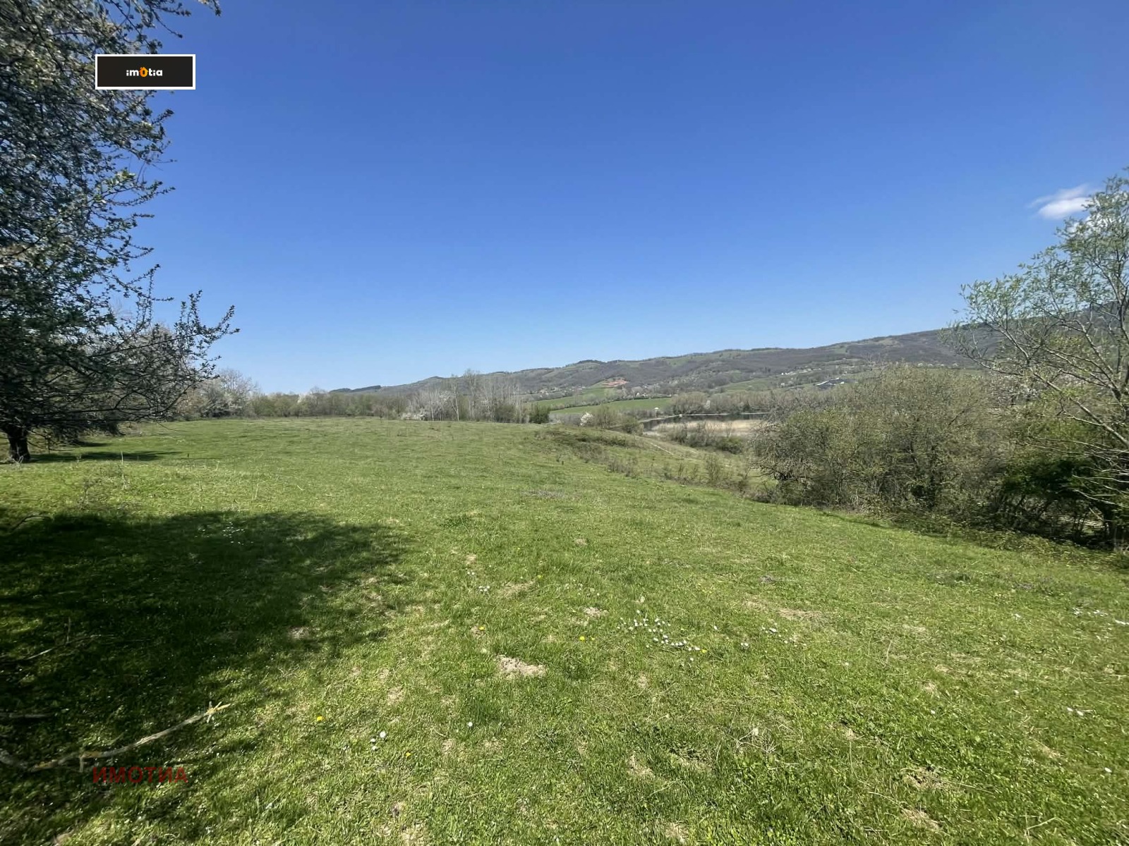 Продава ПАРЦЕЛ, с. Голяма Желязна, област Ловеч, снимка 11 - Парцели - 54273125