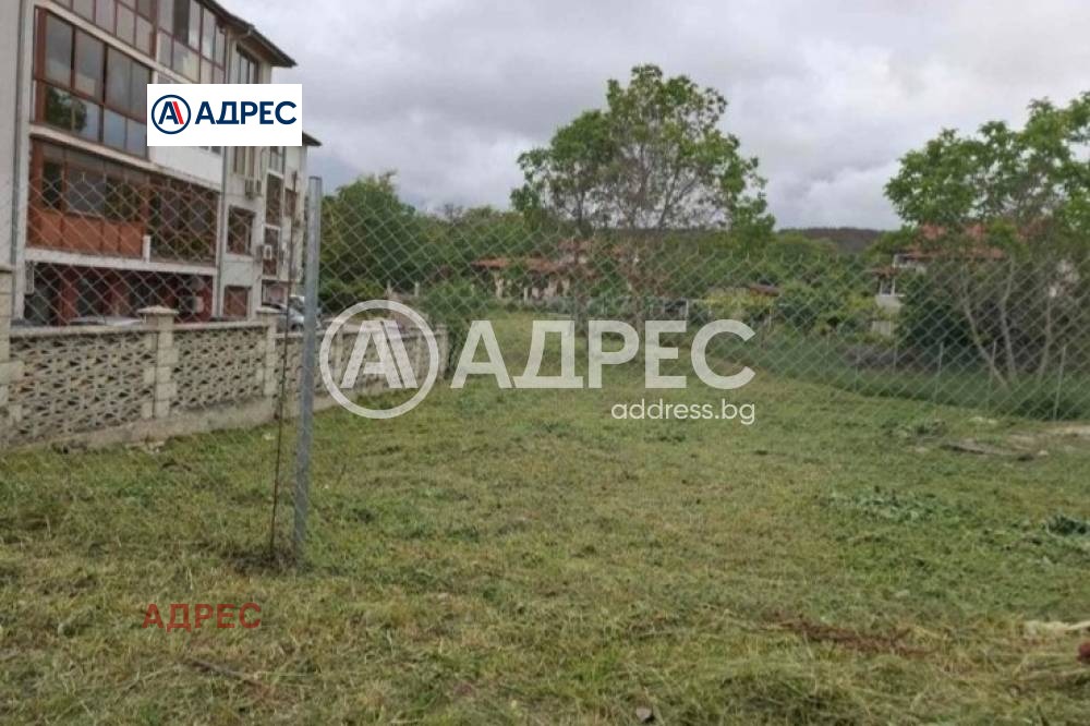 Продава  Парцел град Варна , м-т Долна Трака , 814 кв.м | 73343698