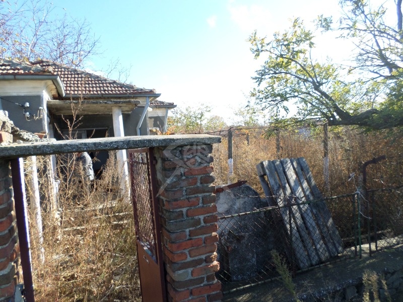 Продава КЪЩА в област Бургас, с. Крумово градище - 58 кв.м / 20 000 € » 39 116.60 лв., ЕКС НВД БУРГАС ООД