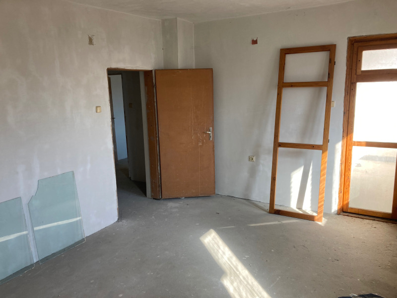 Na prodej  2 ložnice Ruse , Rodina 2 , 87 m2 | 87945519 - obraz [15]