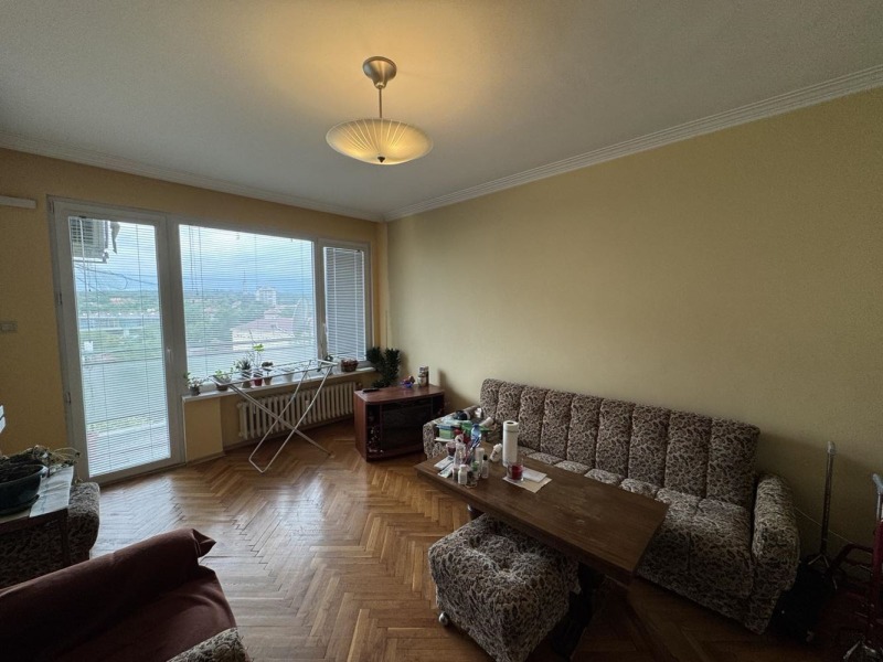 Продава  3-стаен град София , Гео Милев , 84 кв.м | 26107326