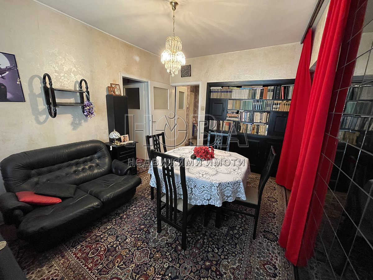 Продава 3-СТАЕН, гр. Русе, Център, снимка 3 - Апартаменти - 55041451