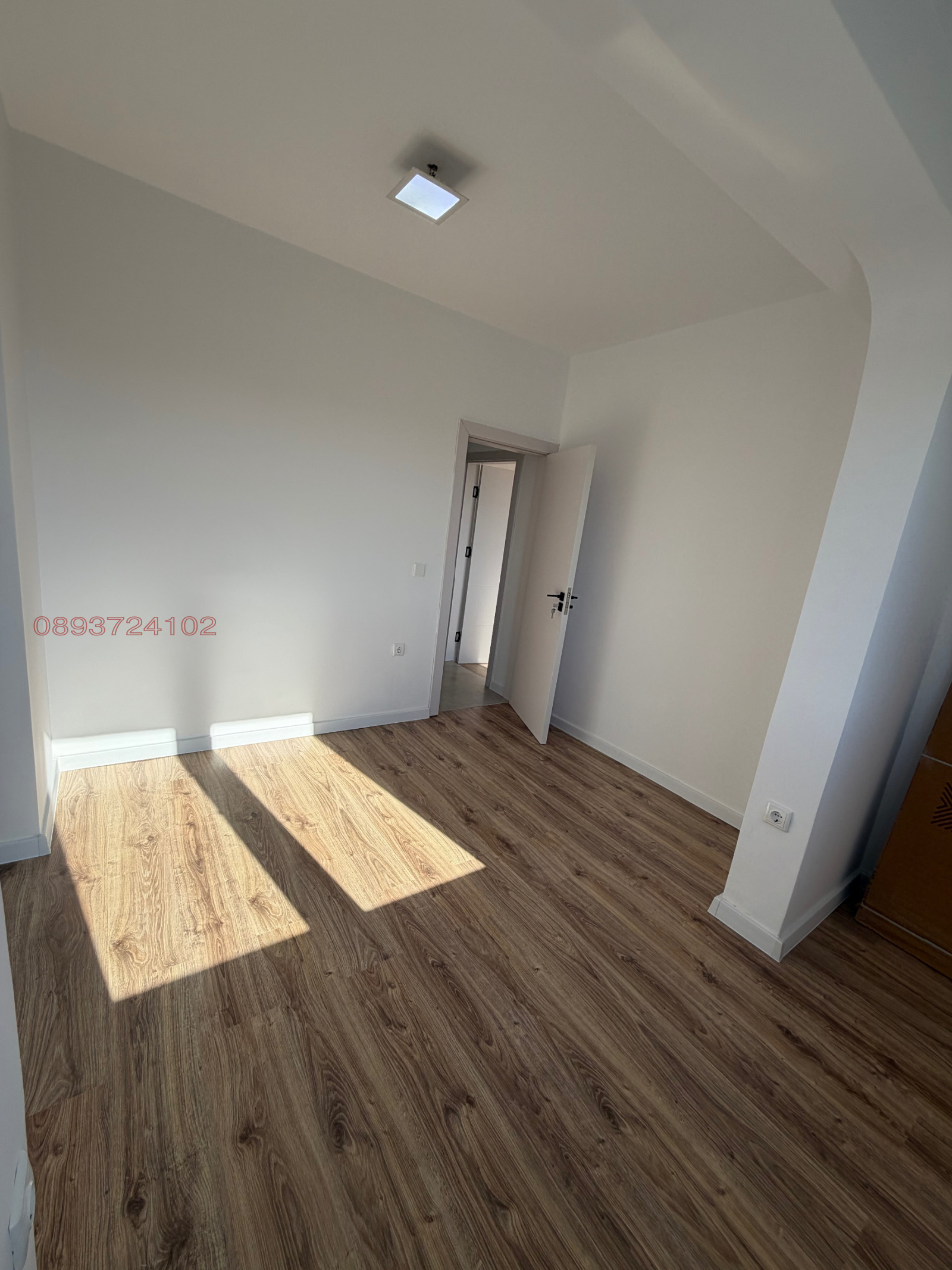 Продава 3-СТАЕН, гр. Благоевград, Ален мак, снимка 8 - Апартаменти - 54247873