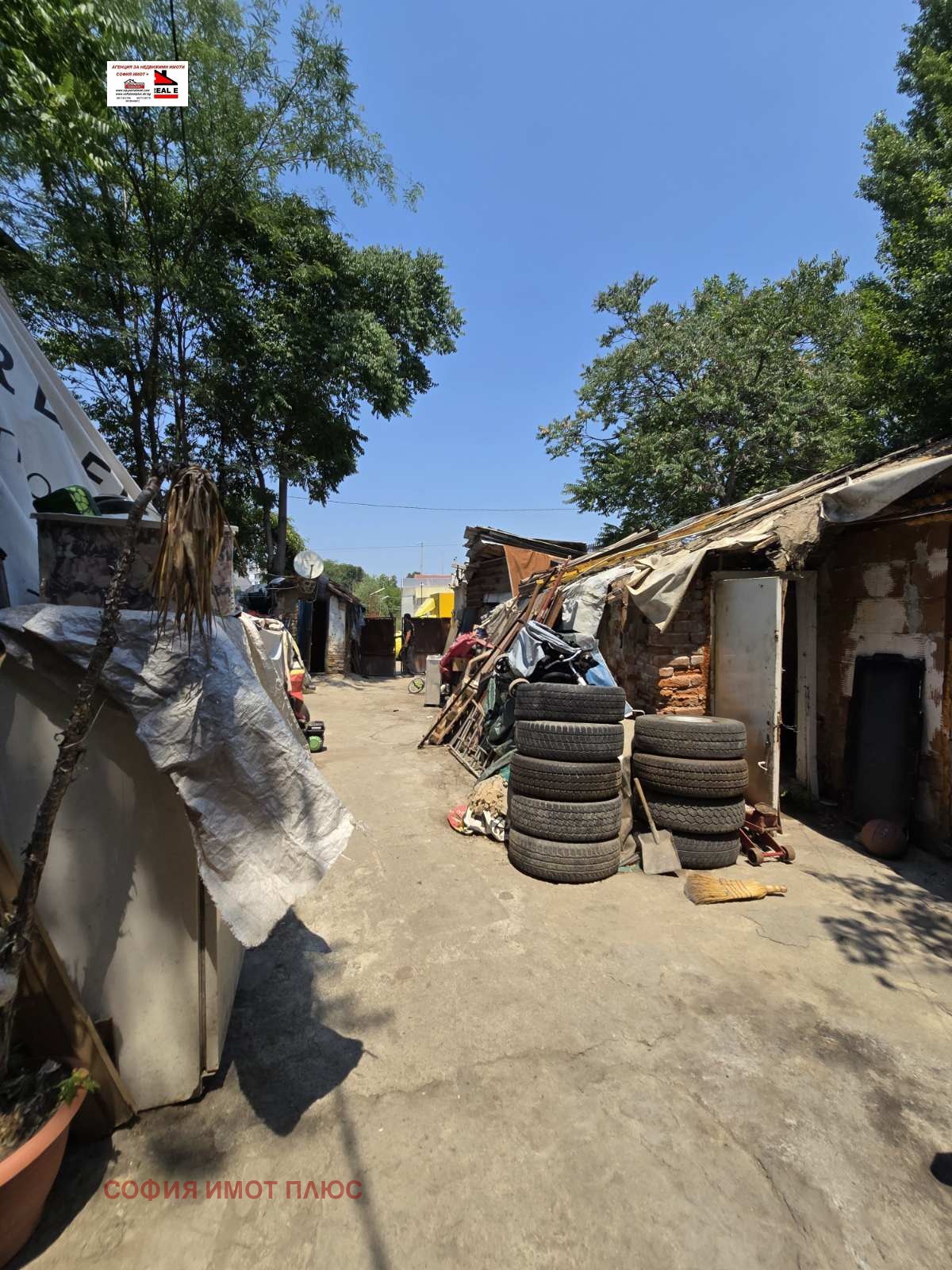 Продава КЪЩА, гр. София, Хаджи Димитър, снимка 5 - Къщи - 55544038