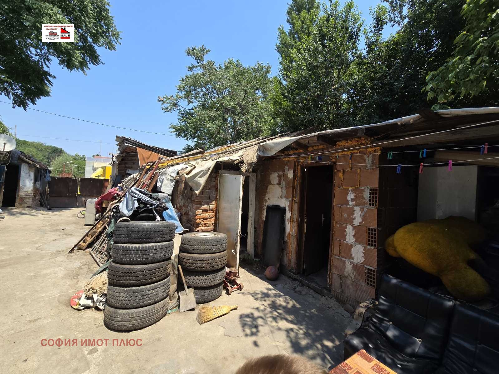 Продава КЪЩА, гр. София, Хаджи Димитър, снимка 4 - Къщи - 55544038