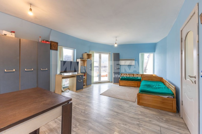 Продава 2-СТАЕН в град Варна, Аспарухово - 70 кв.м / 98 000 € » 191 671.34 лв., ИМОТЕКА