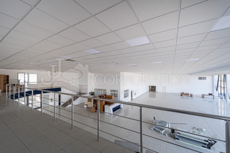 Продава САМОСТОЯТЕЛНА СГРАДА в област София, гр. Божурище - 3880 кв.м / 3 200 000 € » 6 258 656.00 лв., ДЖЕЙ И ДЖЕЙ КОРПОРЕЙШЪН ООД
