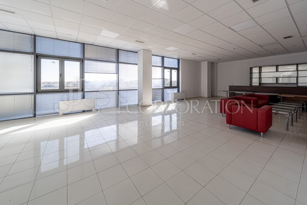 Продава САМОСТОЯТЕЛНА СГРАДА | Imot.bg — изображение 6