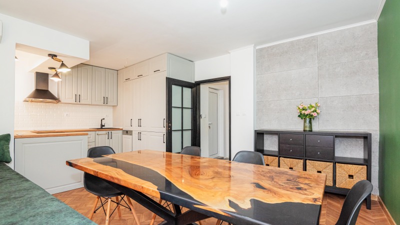 Na prodej  2 ložnice Burgas , Vazraždane , 84 m2 | 95766075