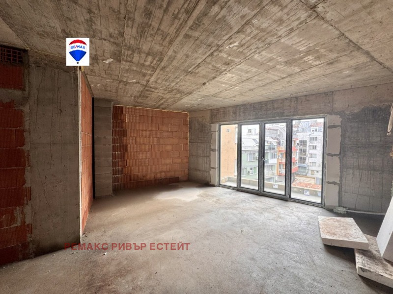 Продава 3-СТАЕН, гр. Русе, Център, снимка 4 - Апартаменти - 52550907