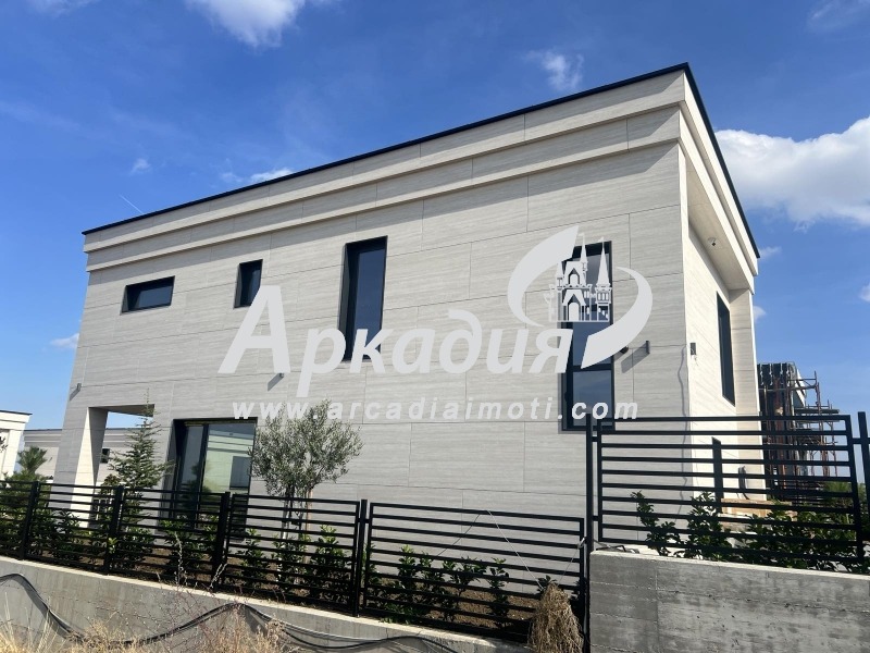 Till salu  Hus region Plovdiv , Markovo , 220 kvm | 68734538 - bild [2]