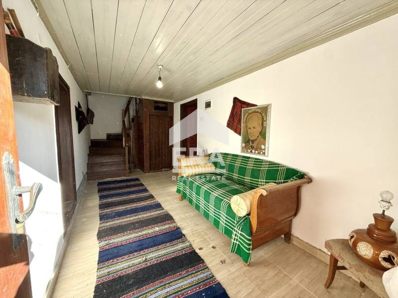 Продава КЪЩА, с. Игнатовци, област Велико Търново, снимка 9 - Къщи - 53166843