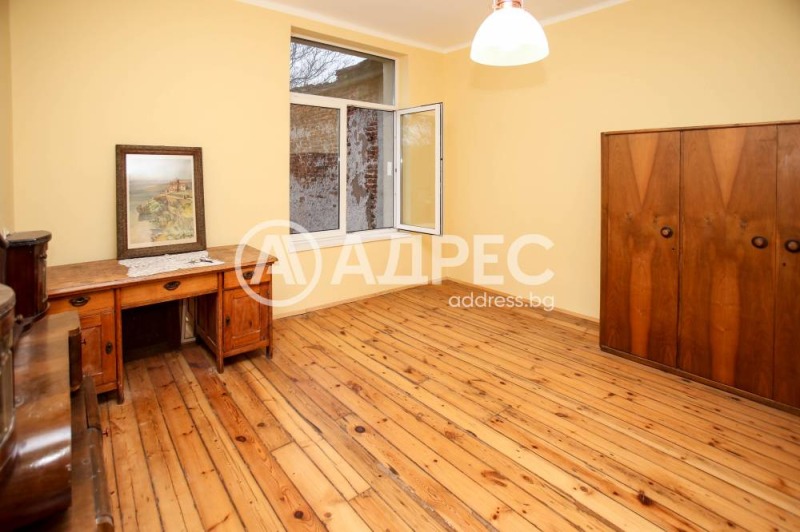 Na sprzedaż  1 sypialnia Sofia , Centar , 100 mkw | 23486601 - obraz [5]