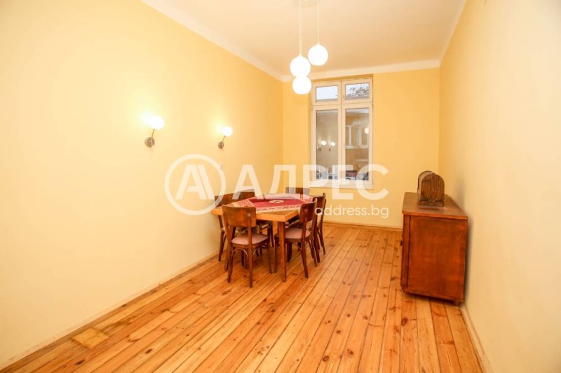 Na sprzedaż  1 sypialnia Sofia , Centar , 100 mkw | 23486601 - obraz [11]