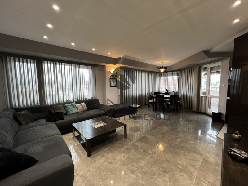 De vânzare  2 dormitoare Plovdiv , Cârșiiaca , 108 mp | 27707632