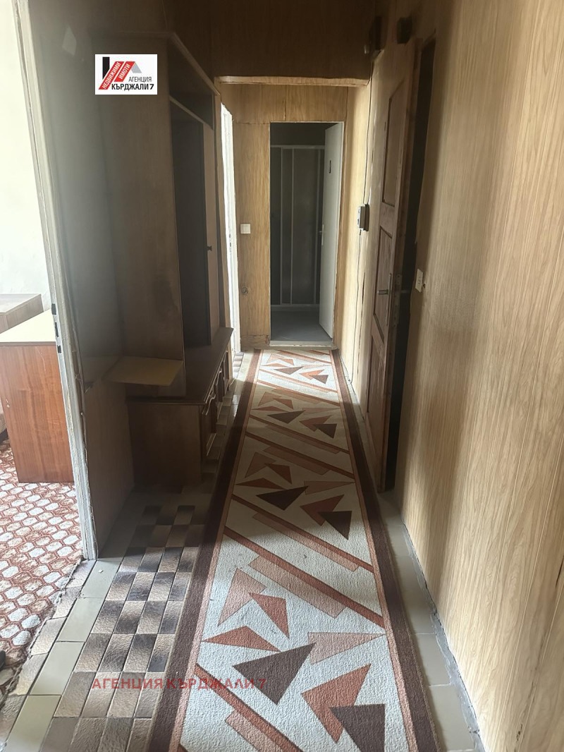 Продава  3-стаен град Кърджали , Възрожденци , 72 кв.м | 89376958 - изображение [4]