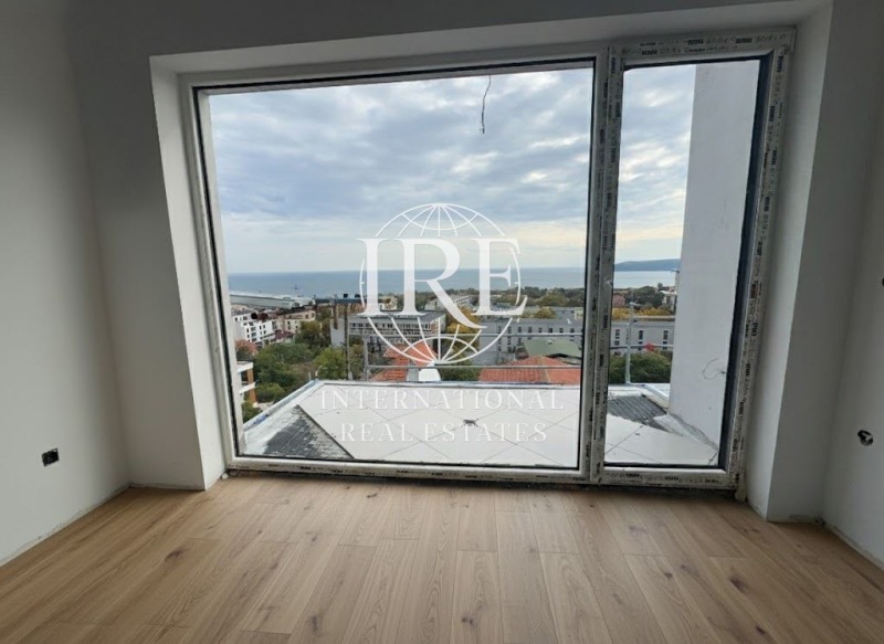 Продава 3-СТАЕН, град Варна, Бриз • 335000 € / 655203.05 лв. • 64491575 1