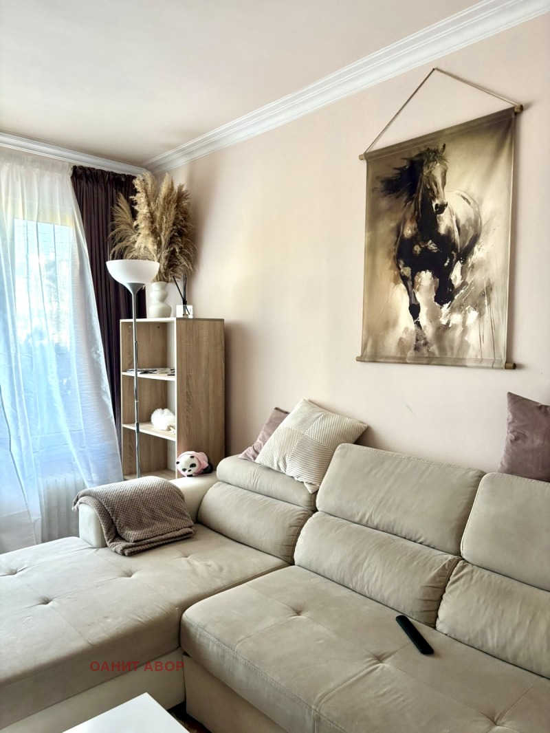 Продава 3-СТАЕН, гр. София, Гео Милев