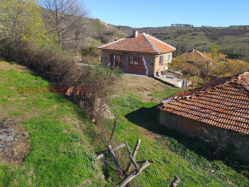 Продава КЪЩА, с. Левка, област Хасково, снимка 3 - Къщи - 52783271