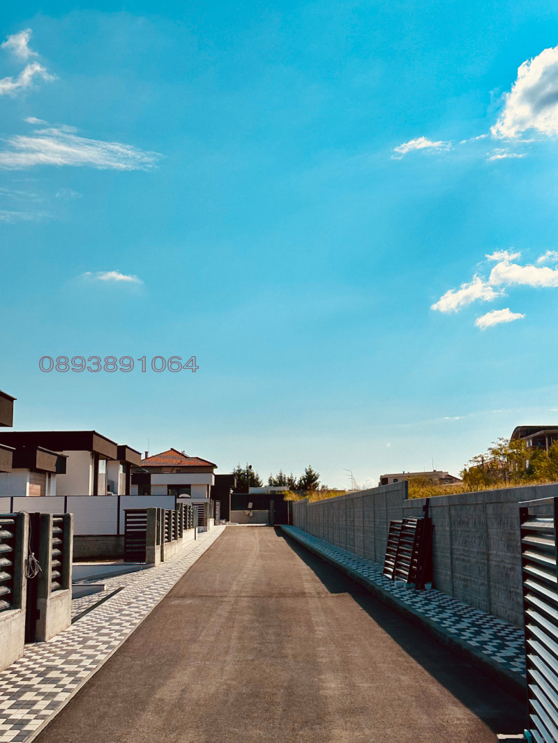 Продава  Къща област Пловдив , с. Белащица , 428 кв.м | 27610040 - изображение [15]