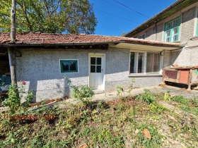 Casa Prisovo, regiunea Veliko Tarnovo 6