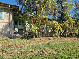 Casa Prisovo, regiunea Veliko Tarnovo 9