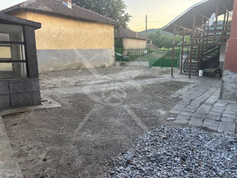 Продава  Къща област София , с. Скравена , 271 кв.м | 57579864 - изображение [5]