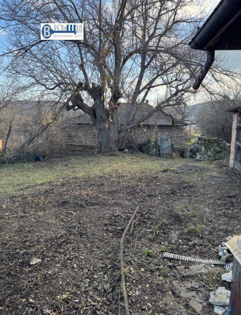 Продава КЪЩА, гр. Килифарево, област Велико Търново, снимка 3 - Къщи - 53004055