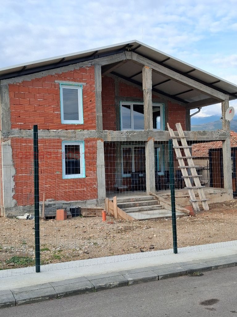 Продава КЪЩА, с. Сливница, област Благоевград, снимка 2 - Къщи - 53881508