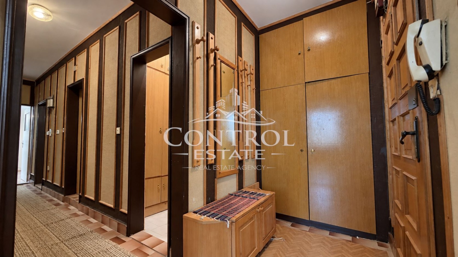 Продава МНОГОСТАЕН, гр. Велико Търново, Бузлуджа, снимка 7 - Апартаменти - 56033200