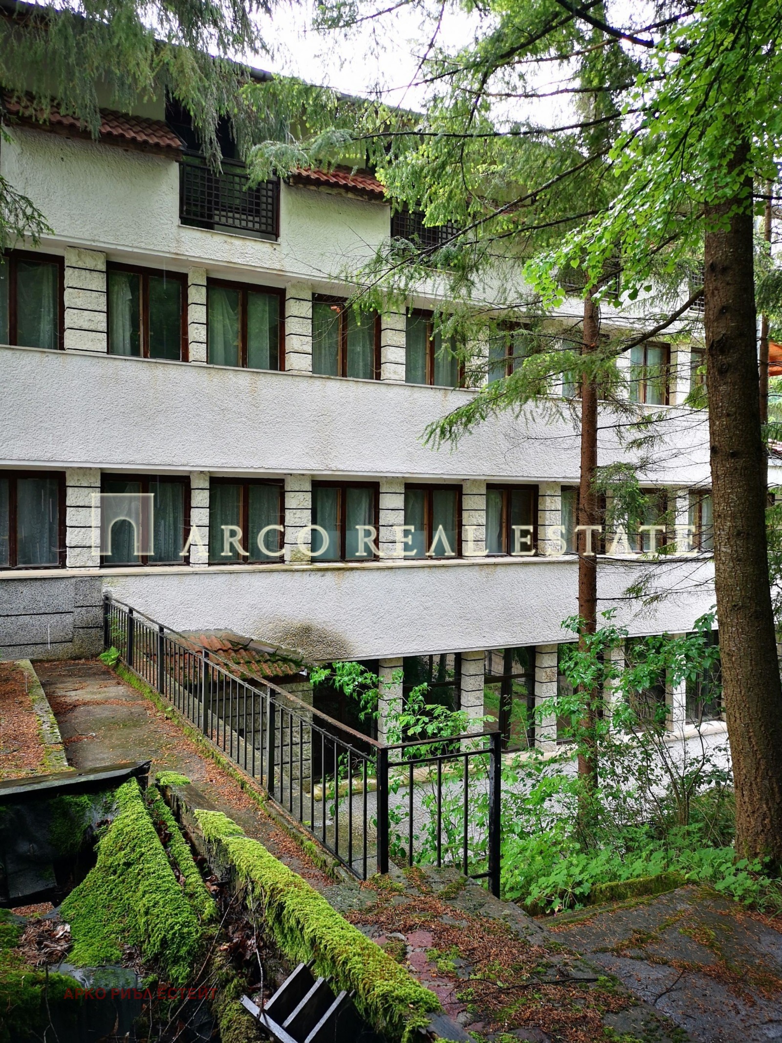 Продава ХОТЕЛ, гр. Троян, област Ловеч, снимка 7 - Хотели - 56737530