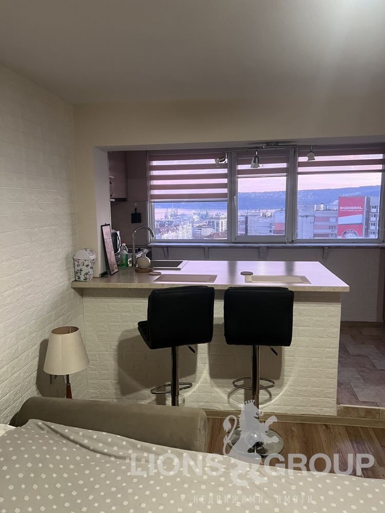 Te koop  Studio Varna , Kolchozen pazar , 32 m² | 15766863 - afbeelding [7]