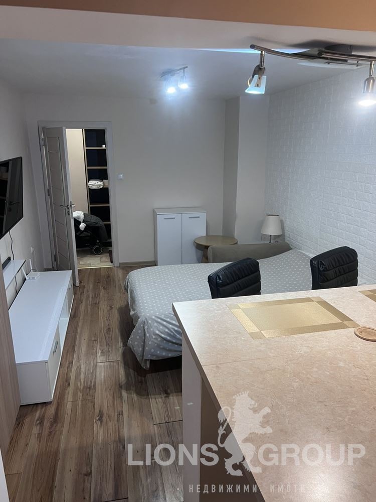 Te koop  Studio Varna , Kolchozen pazar , 32 m² | 15766863 - afbeelding [4]