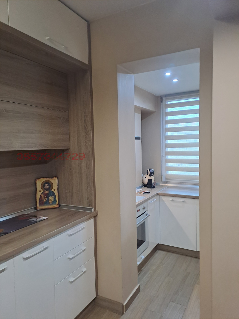 Продава ЕТАЖ ОТ КЪЩА, гр. Поморие, област Бургас, снимка 7 - Етаж от къща - 52785587