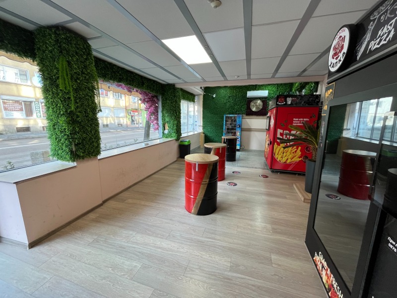 Продава МАГАЗИН, гр. Казанлък, област Стара Загора, снимка 6 - Магазини - 53281558