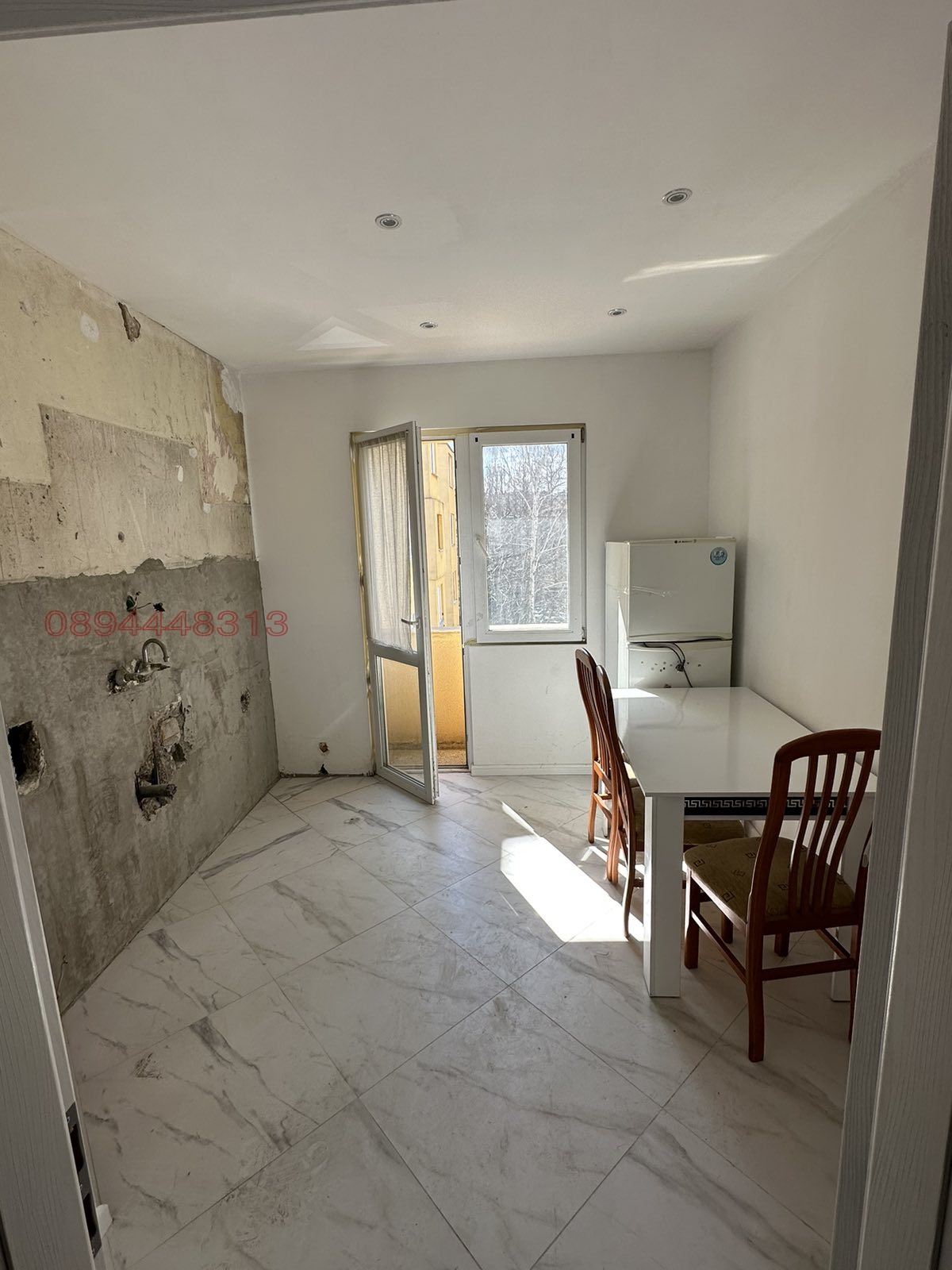 Продава 3-СТАЕН, гр. Дупница, област Кюстендил, снимка 2 - Апартаменти - 54090975