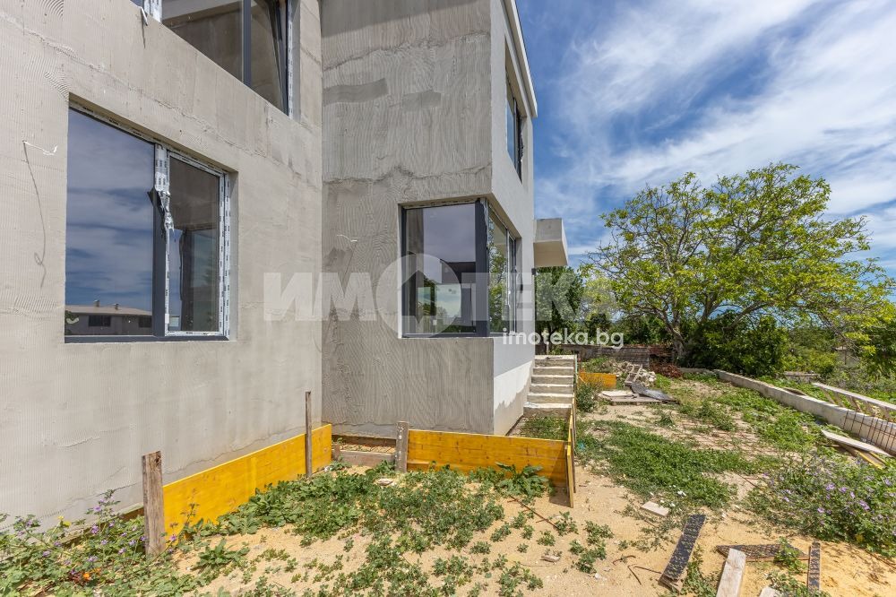 Продава КЪЩА, гр. Варна, м-т Долна Трака, снимка 12 - Къщи - 54969604