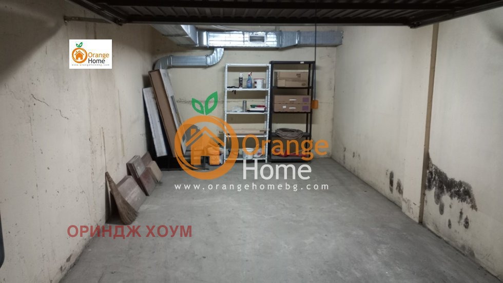 Продава ГАРАЖ, ПАРКОМЯСТО, гр. Варна, Център, снимка 7 - Гаражи и паркоместа - 54924304
