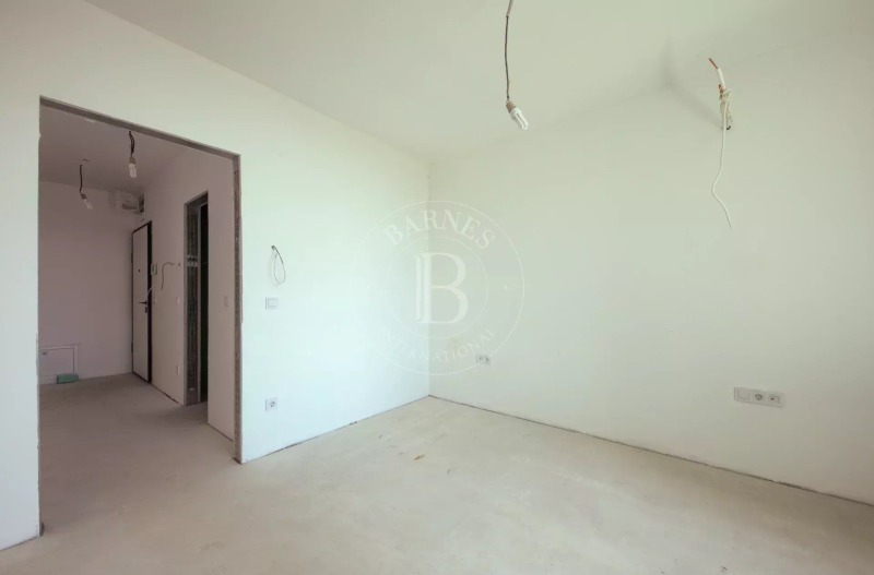 Продаја  1 спаваћа соба Софија , Манастирски ливади , 86 м2 | 80850894 - слика [14]