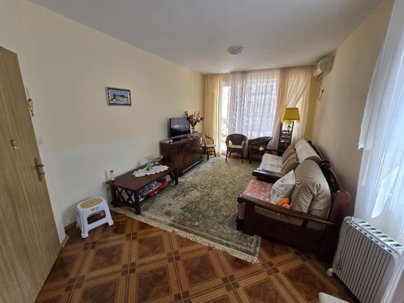 Zu verkaufen  1 Schlafzimmer region Burgas , k.k. Slantschew brjag , 64 qm | 90614643 - Bild [4]