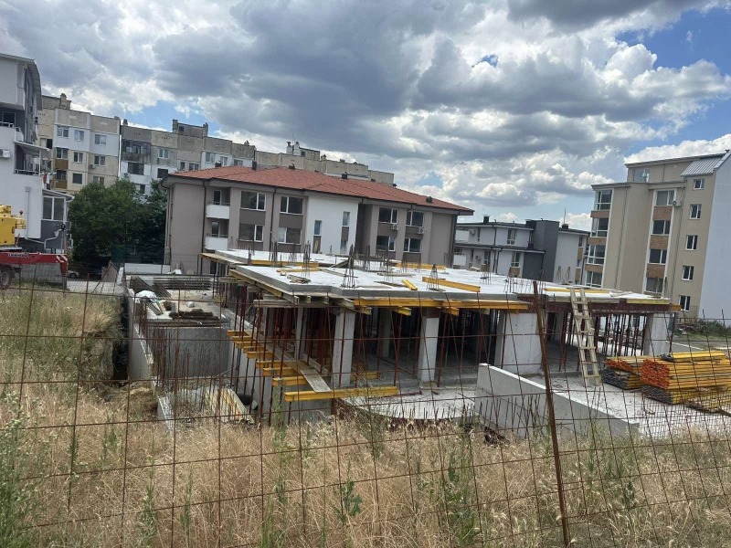 À venda  1 quarto Stara Zagora , Jeleznik - centar , 82 m² | 83097138 - imagem [2]