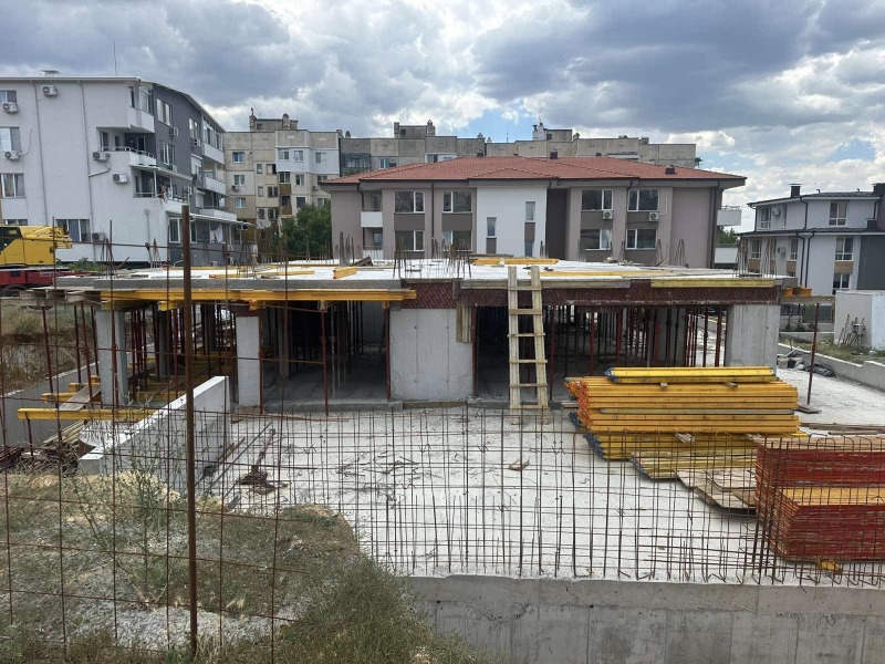 À venda  1 quarto Stara Zagora , Jeleznik - centar , 82 m² | 83097138 - imagem [3]