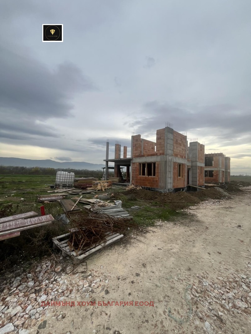 Продава КЪЩА, гр. Пловдив, Кършияка, снимка 2 - Къщи - 52547577