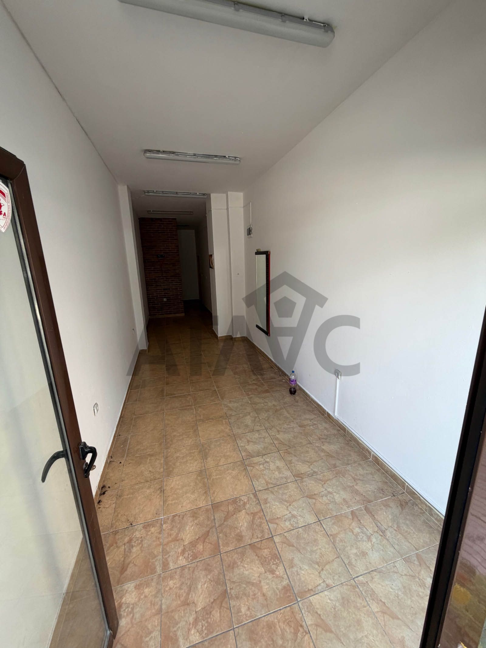 Продава МАГАЗИН, гр. Пловдив, Мараша, снимка 2 - Магазини - 54729527