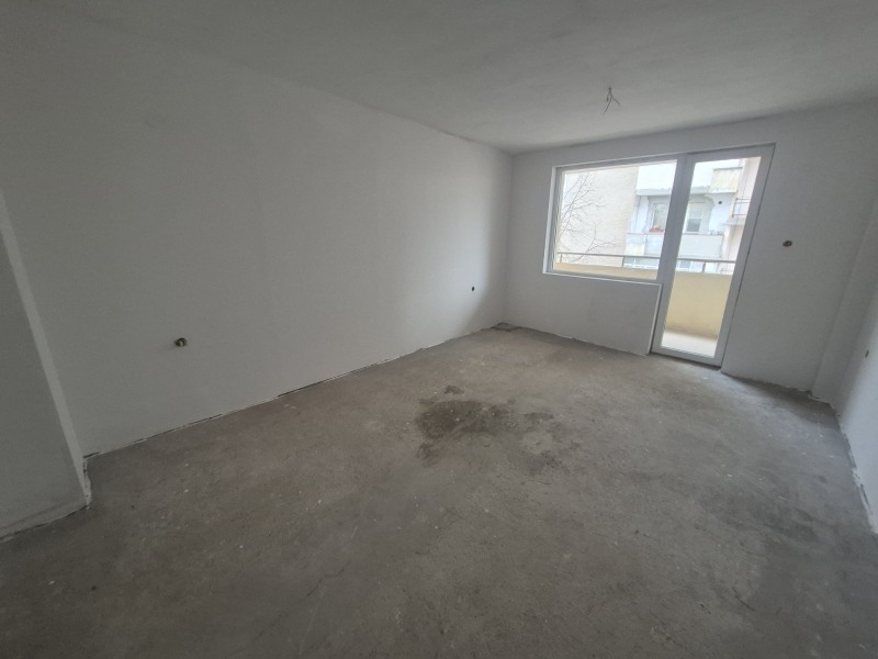 Продава 3-СТАЕН в град Плевен, Широк център - 105 кв.м / 150 000 € » 293 374.50 лв., ФОР СЕЛ РЕАЛ ЕСТЕЙТ