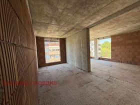 Продава  4-стаен, град Пловдив