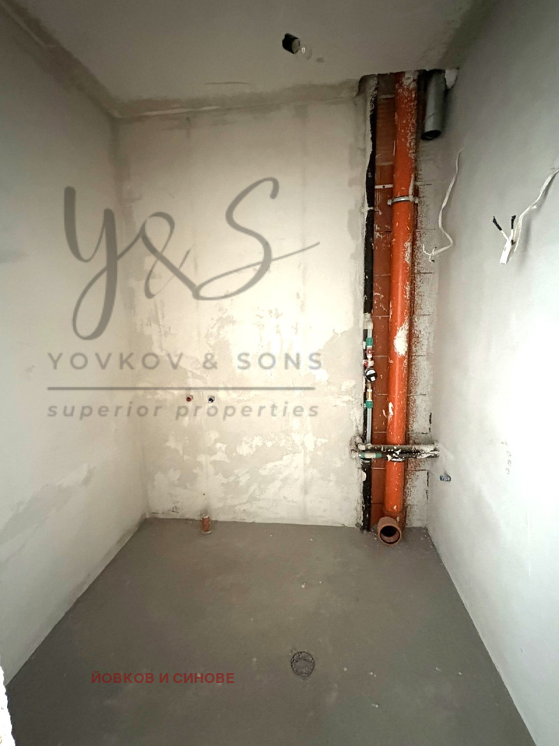 In vendita  2 camere da letto Plovdiv , Hristo Smirnenski , 135 mq | 70731195 - Immagine [12]