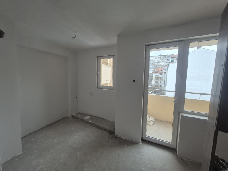 Продава 3-СТАЕН, гр. Плевен, Широк център, снимка 4 - Апартаменти - 53035292