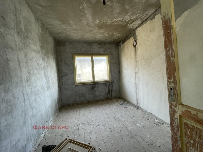 Продава КЪЩА, гр. Каварна, област Добрич, снимка 2 - Къщи - 39208630
